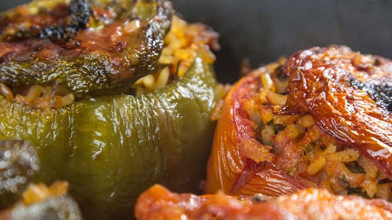 Εναλλακτική και πεντανόστιμη συνταγή για γεμιστά